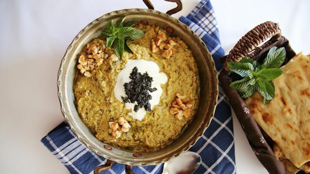 دستور پخت حلیم بادمجان مجلسی خوشمزه (با و بدون عدس)