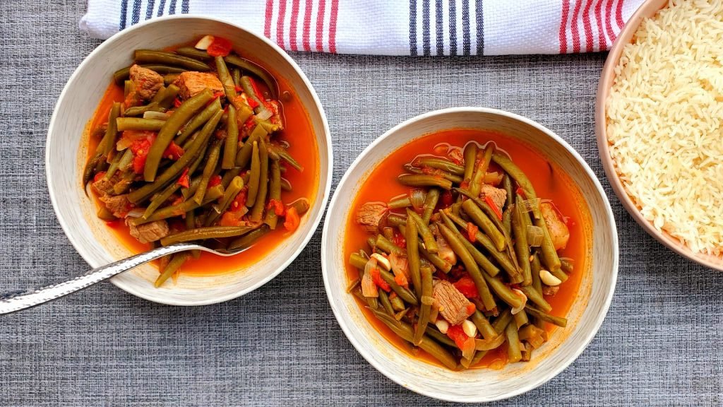 طرز تهیه خوراک و خورش لوبیا سبز در زودپز(با مرغ، گوشت،هویج)