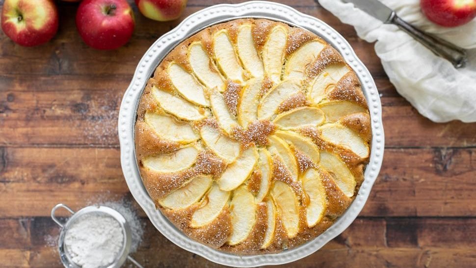 کیک سیب و دارچین قابلمه‌ای-طرز تهیه مرحله به مرحله