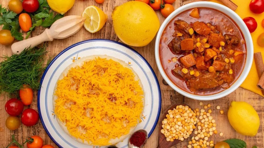 دستور پخت مرحله به مرحله تهیه خورشت به خوشمزه و مجلسی با هویج و لپه